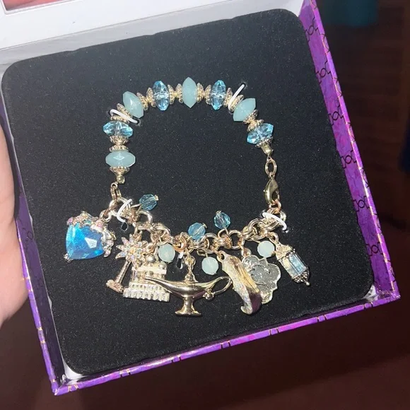 Aladdin Broadway Charm Bracelet - Picture 4 of 5